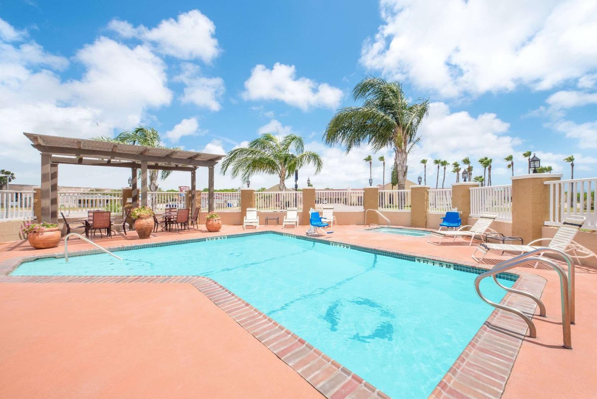 Microtel Inn & Suites by Wyndham Corpus Christi/Aransas Pass interior in Aransas Pass, TX — gallery photo 2