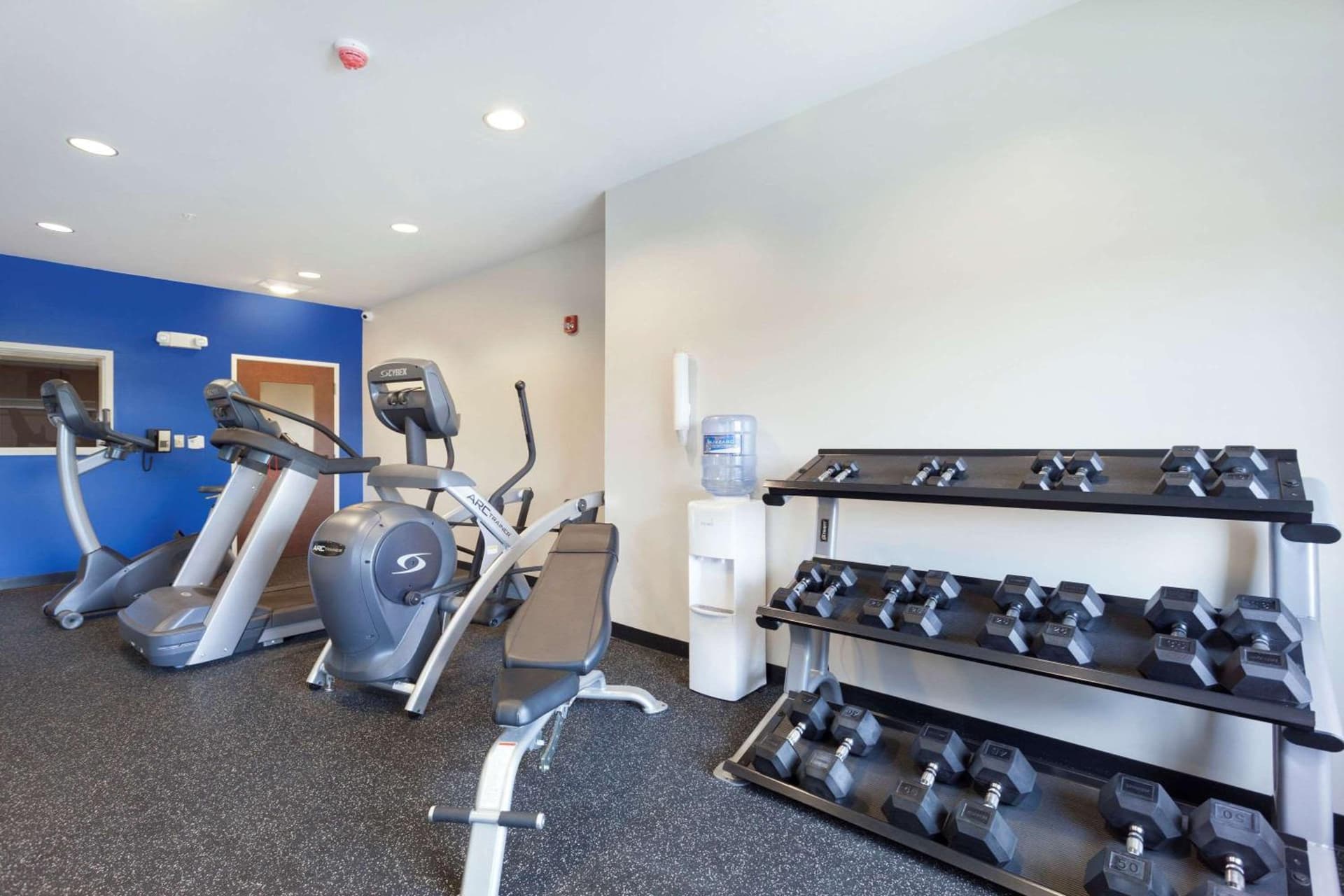 Microtel Inn & Suites by Wyndham Georgetown Delaware Beaches gallery photo in Georgetown, DE — image 49
