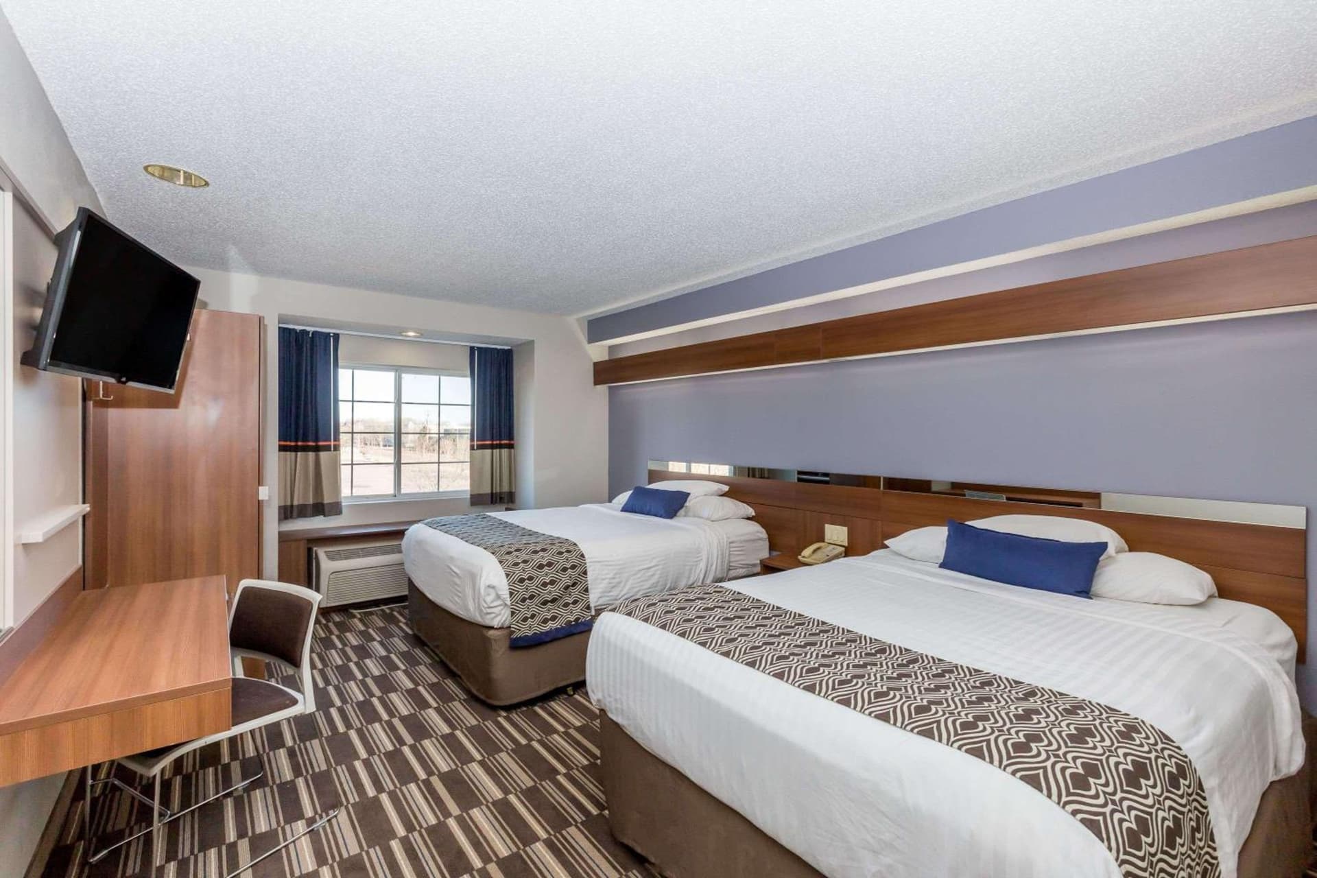 Microtel Inn & Suites by Wyndham Sioux Falls gallery photo in Sioux Falls, SD — image 8
