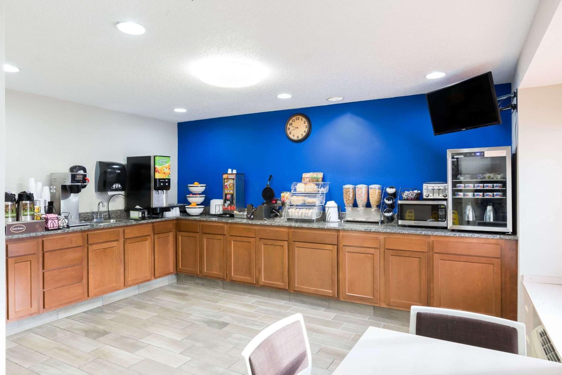 Microtel Inn & Suites by Wyndham Sioux Falls gallery photo in Sioux Falls, SD — image 31