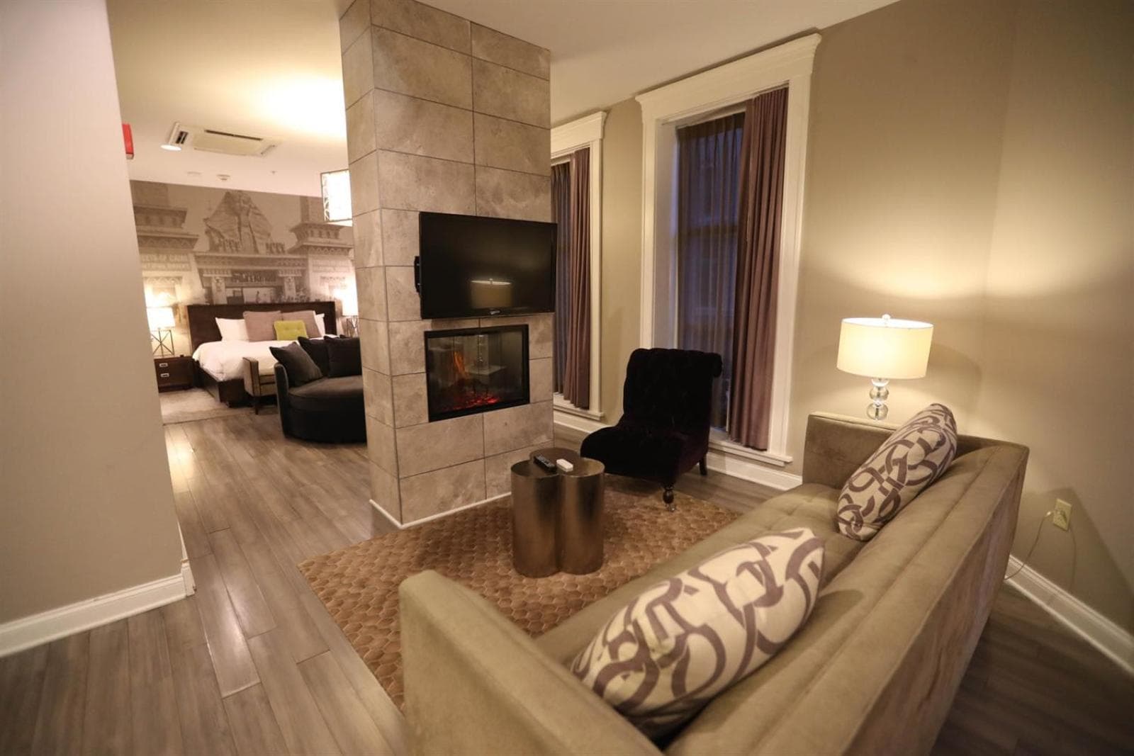 Hotel at the Lafayette Trademark Collection by Wyndham gallery photo in Buffalo, NY — image 4