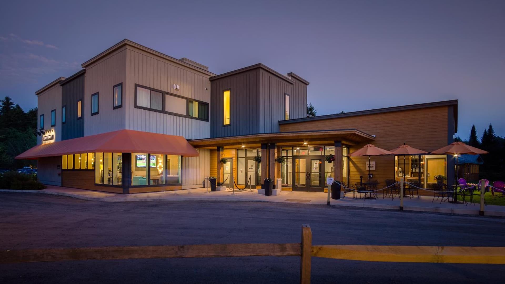 Sun & Ski Inn and Suites featured exterior or lobby in Stowe — similar hotel