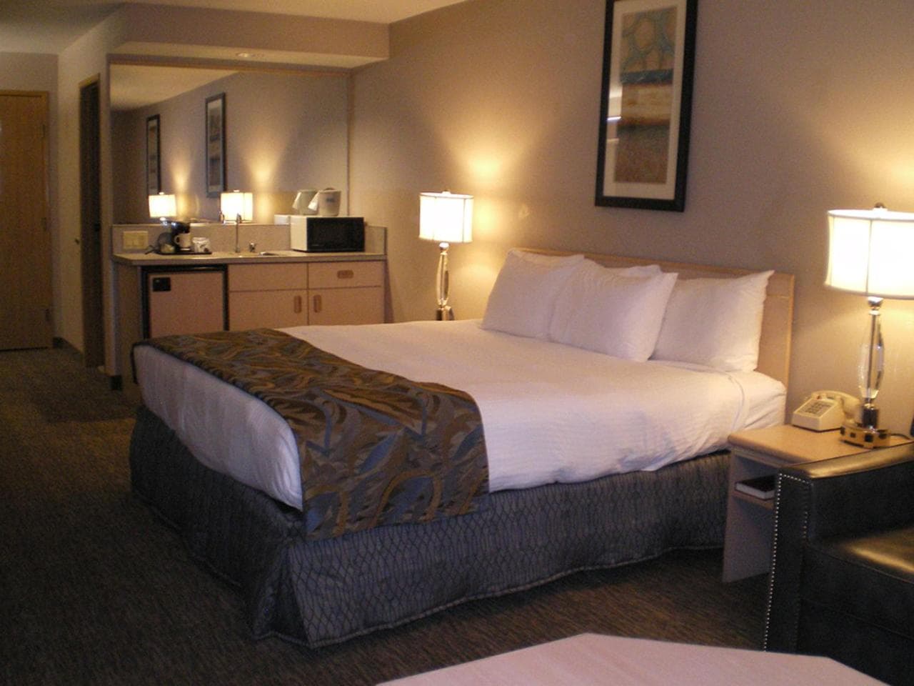 Shilo Inn Suites Hotel - Nampa Suites gallery photo in Nampa, ID — image 19