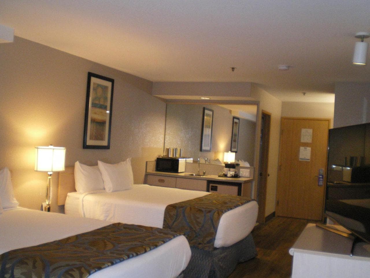 Shilo Inn Suites Hotel - Nampa Suites gallery photo in Nampa, ID — image 14