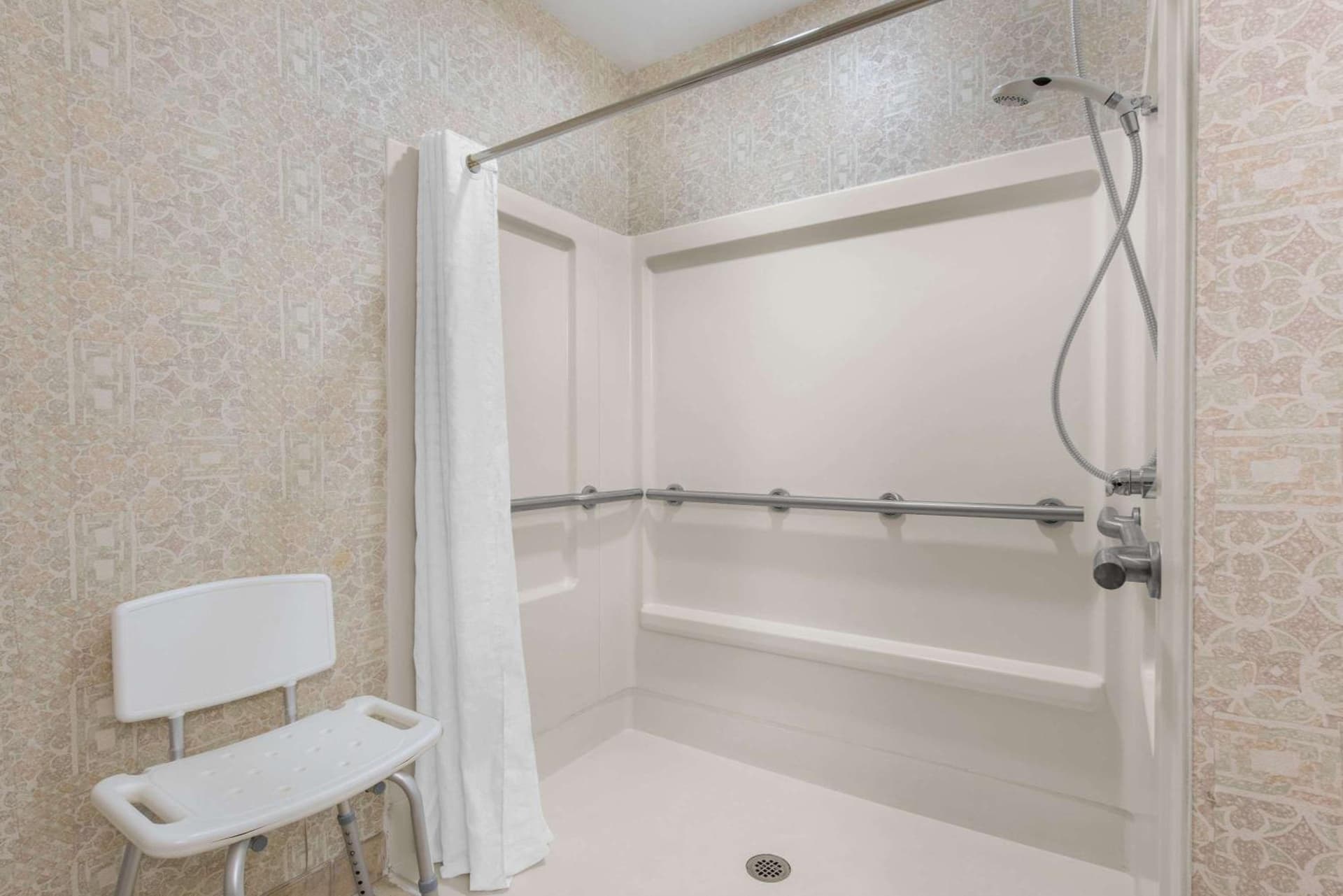 Lancaster Suites interior in Lancaster, PA — gallery photo 2