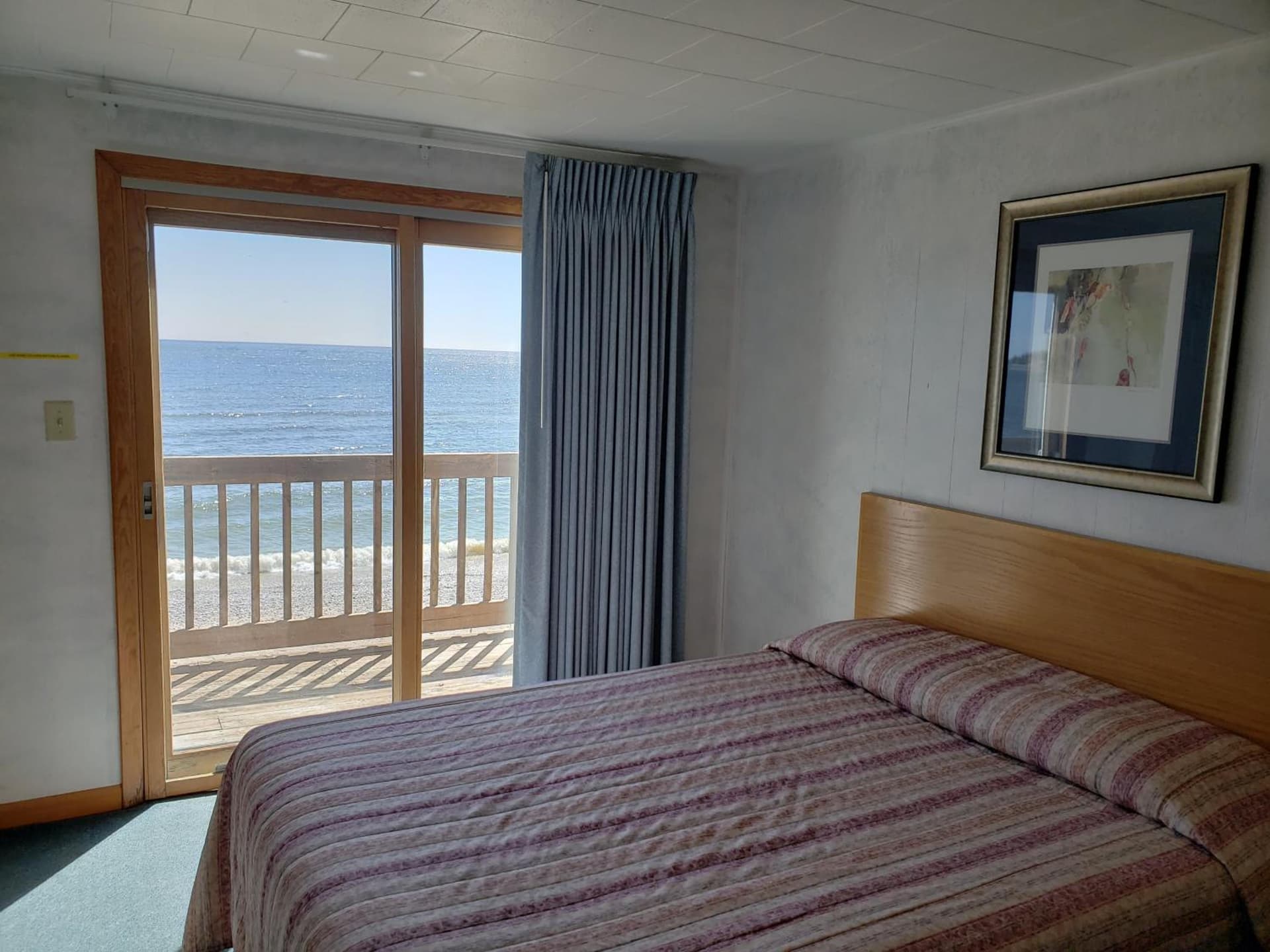 Algoma Beach Motel property views in Algoma, WI — gallery photo 3