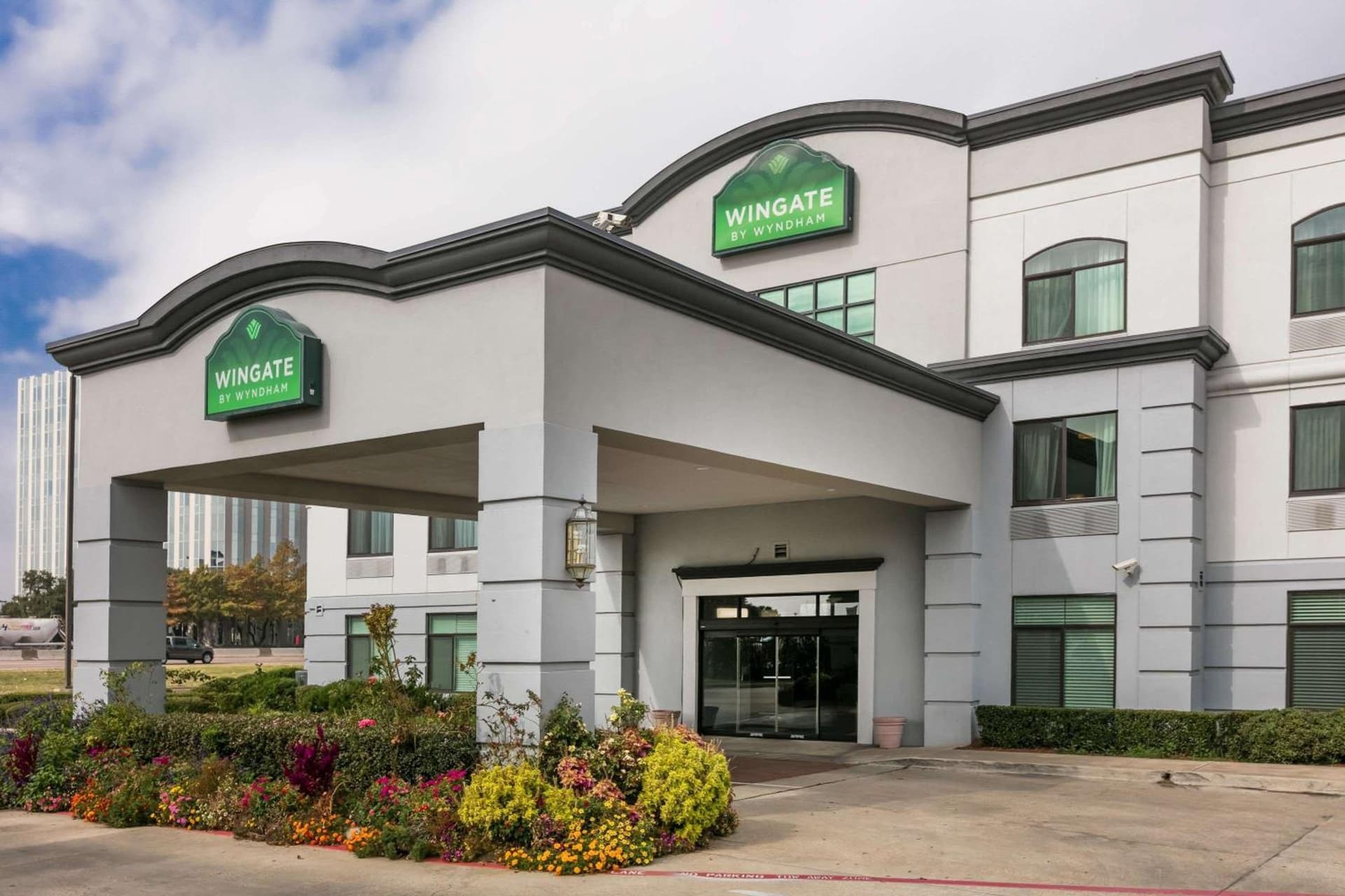 Wingate by Wyndham Dallas Love Field featured exterior or lobby in Dallas, TX — similar hotel