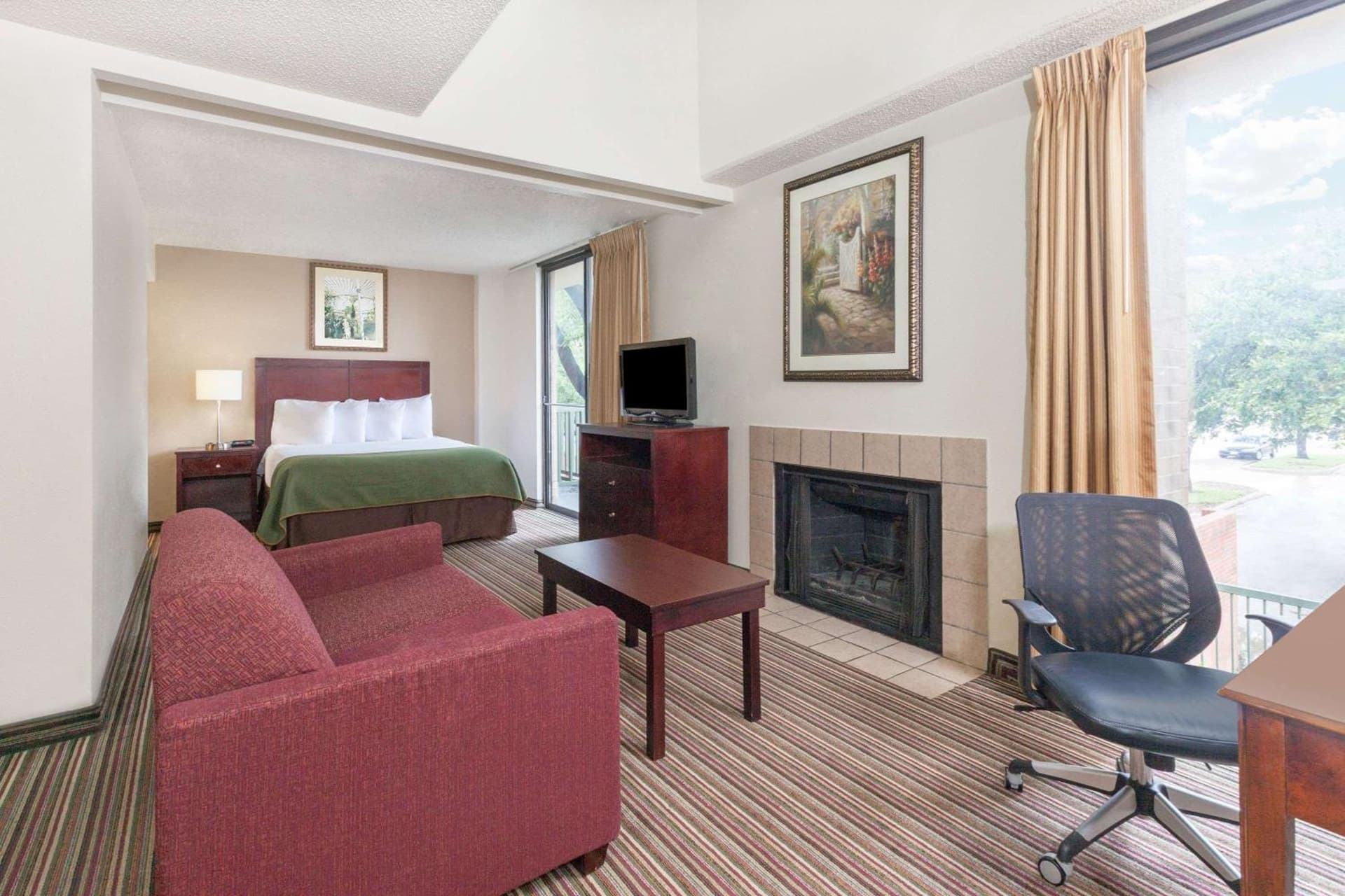 Hawthorn Extended Stay by Wyndham Richardson gallery photo in Richardson, TX — image 19