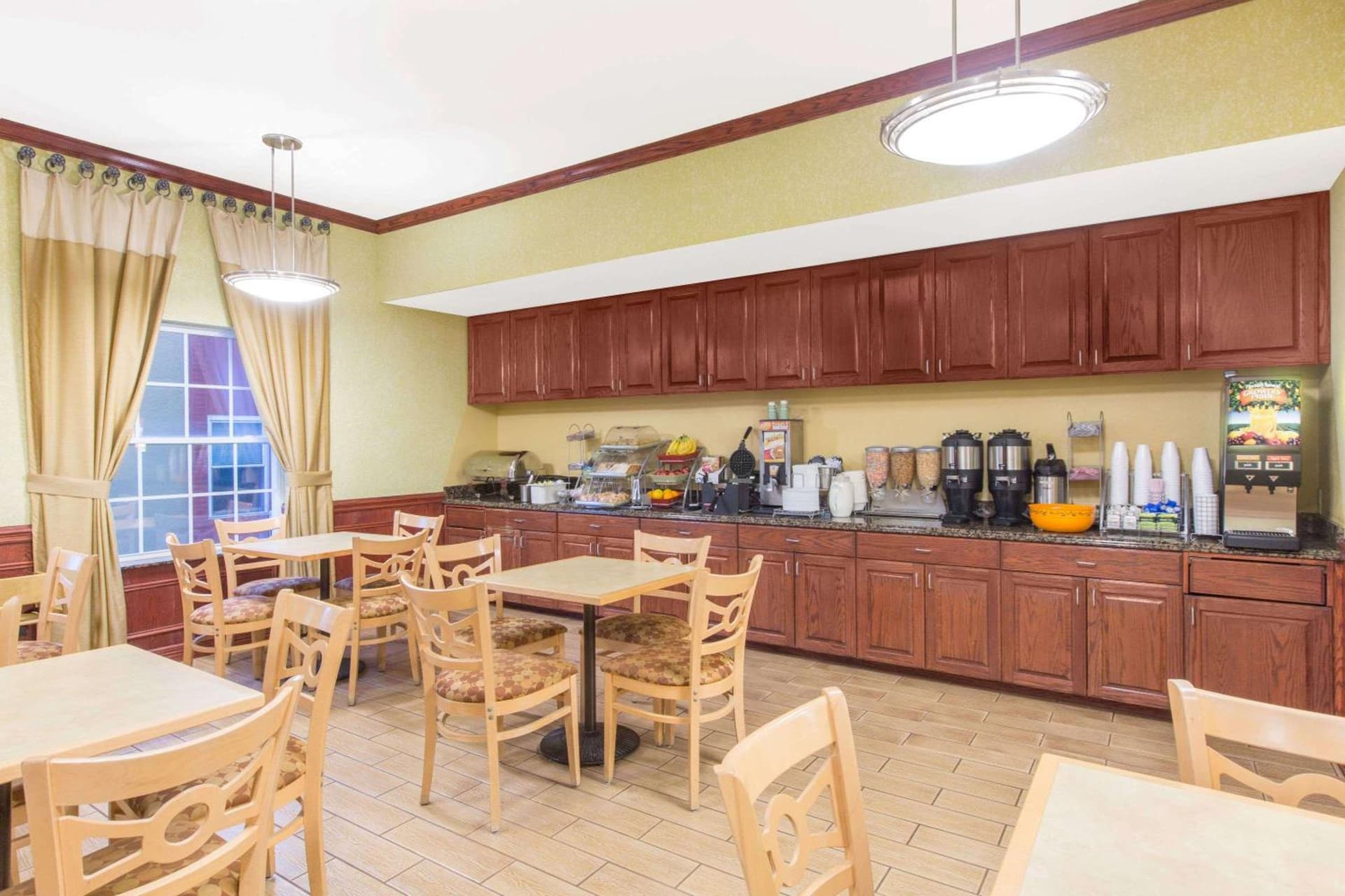 Hawthorn Extended Stay by Wyndham Corpus Christi Padre Isle gallery photo in Corpus Christi, TX — image 25