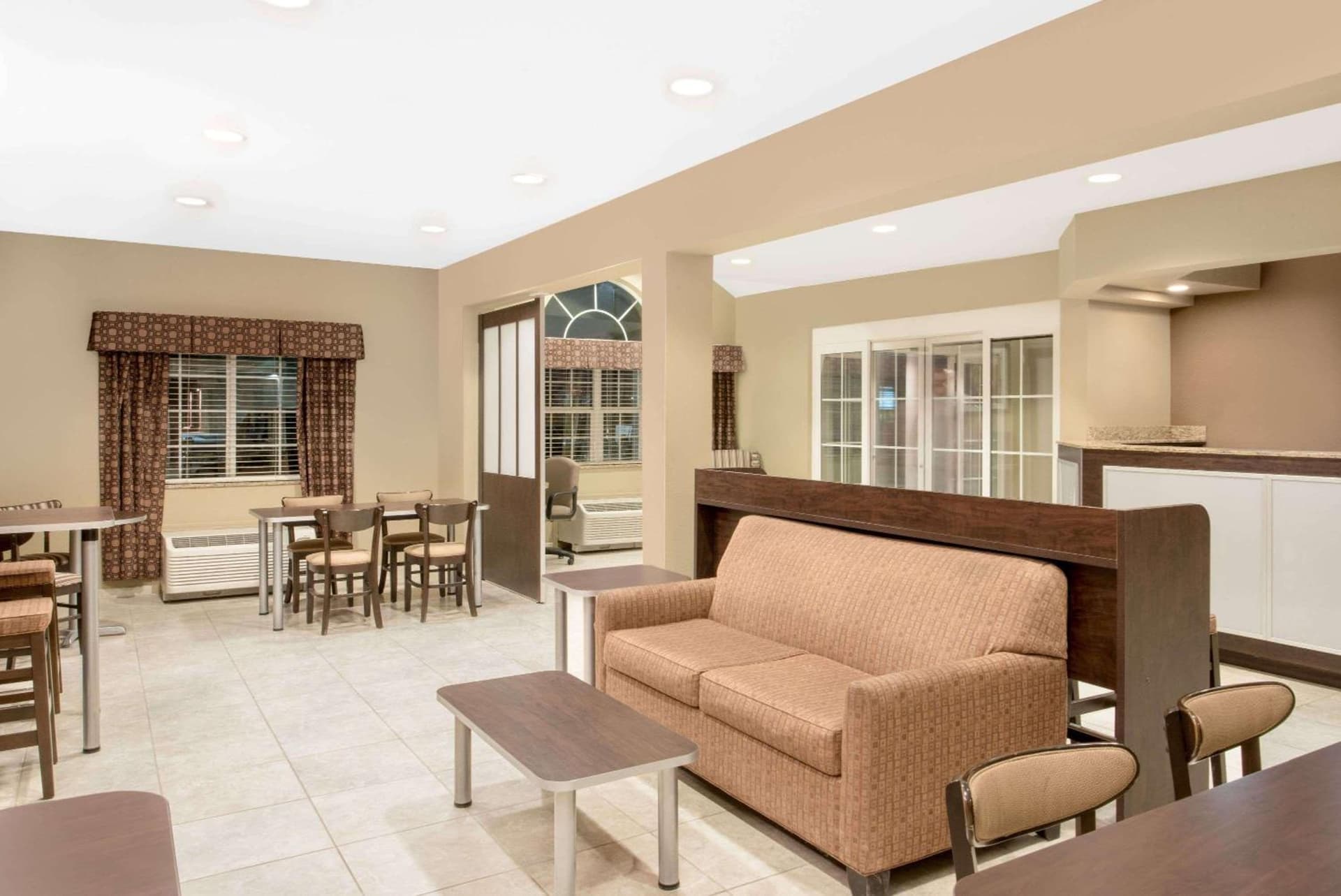 Microtel Inn & Suites by Wyndham gallery photo in Midland, TX — image 21