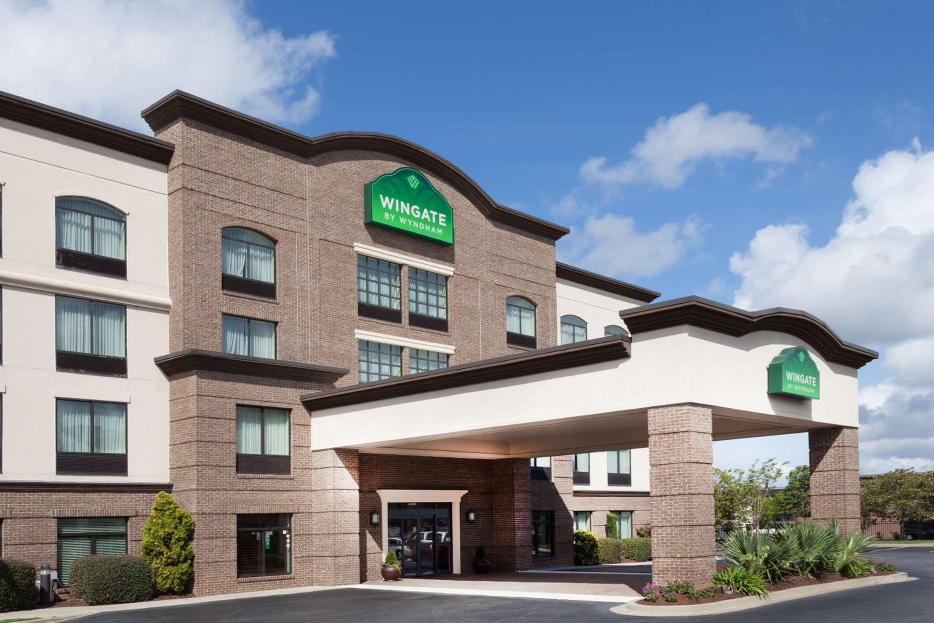 Lexington Expo Hotel by IHG featured exterior or lobby in Lexington, SC — similar hotel