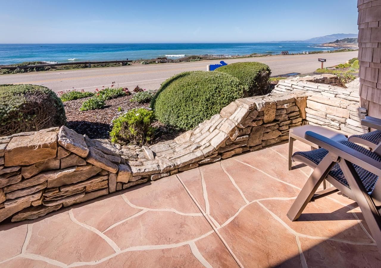 Little Sur Inn gallery photo in Cambria, CA — image 21