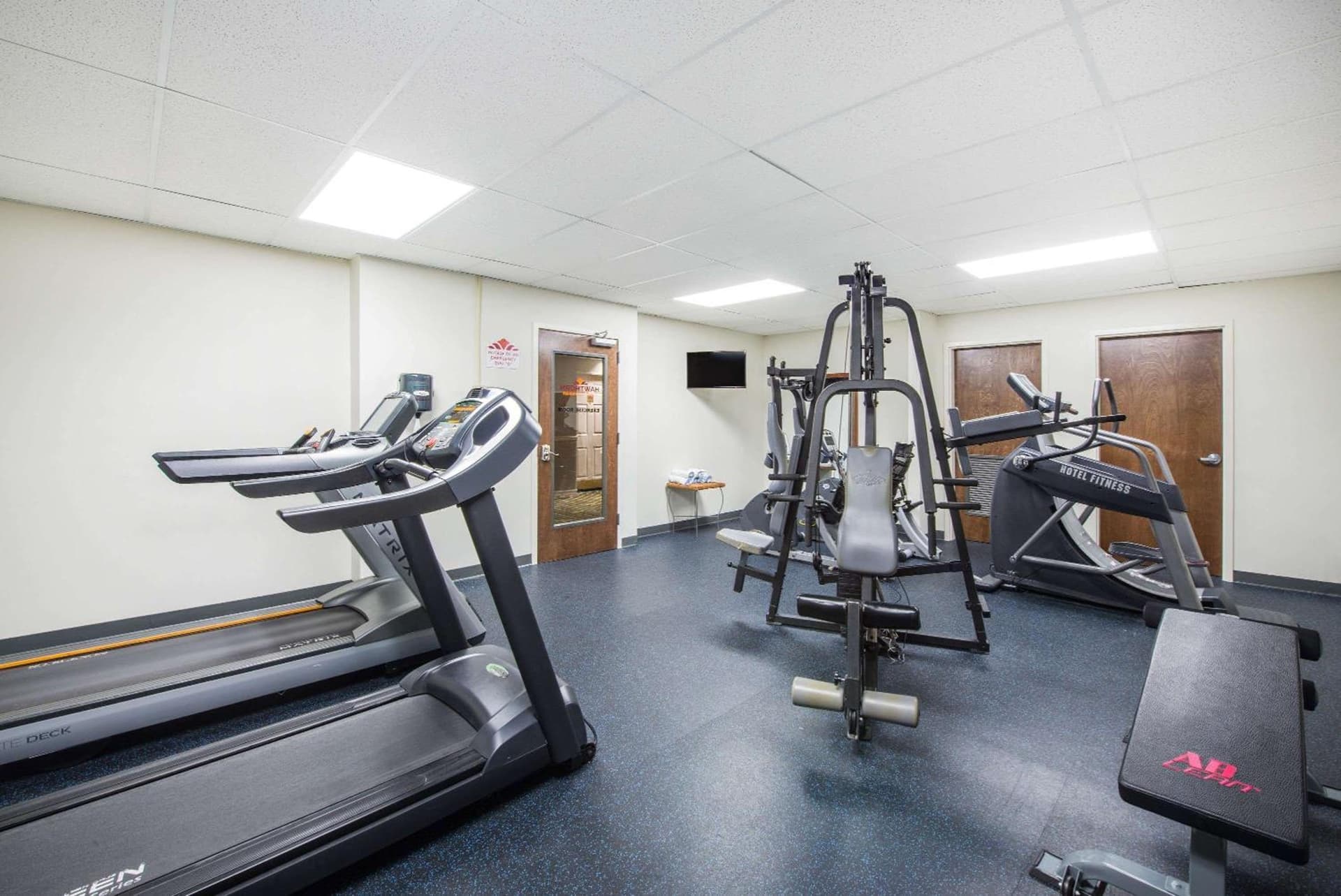 Hawthorn Extended Stay by Wyndham El Paso gallery photo in El Paso, TX — image 13