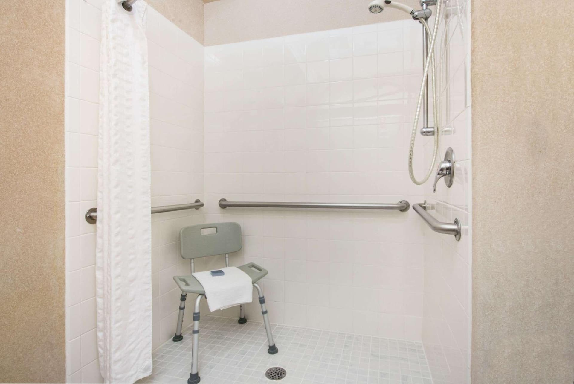 Hawthorn Extended Stay by Wyndham El Paso gallery photo in El Paso, TX — image 26