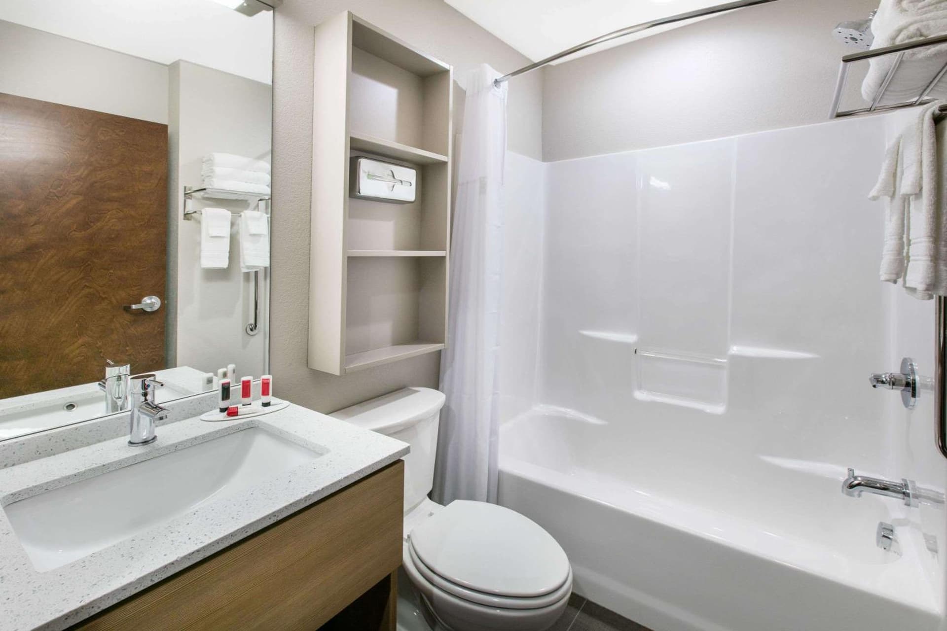Microtel Inn & Suites by Wyndham Lubbock gallery photo in Lubbock, TX — image 36