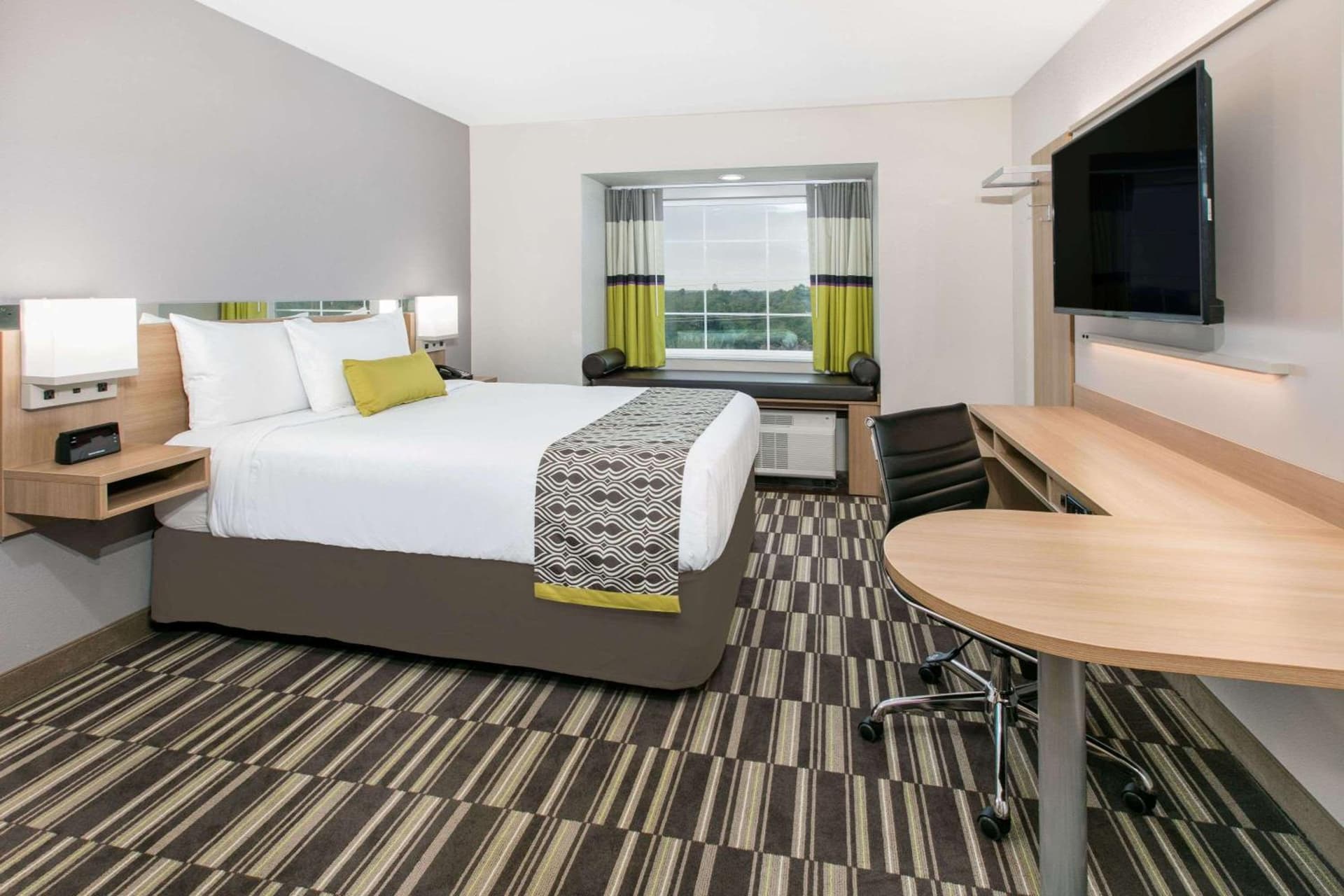 Microtel Inn & Suites by Wyndham Lubbock gallery photo in Lubbock, TX — image 44