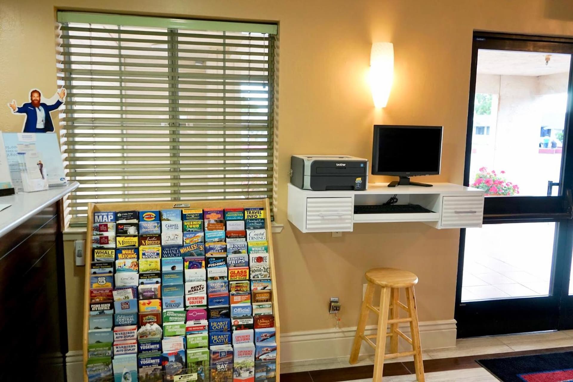 Howard Johnson by Wyndham Salinas gallery photo in Salinas, CA — image 32