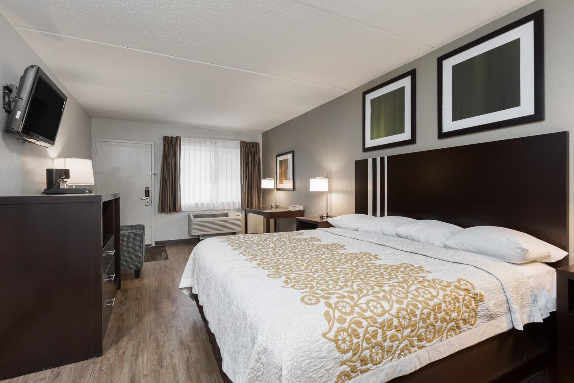 Days Inn by Wyndham Harrisburg North gallery photo in Harrisburg, PA — image 40