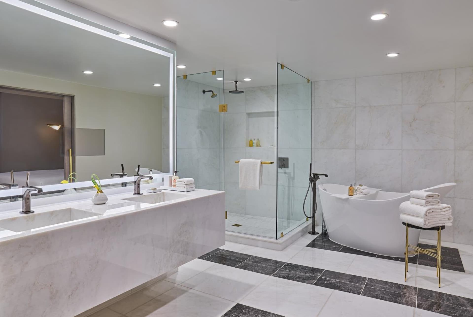 Hotel Crescent Court interior in Dallas, TX — gallery photo 2