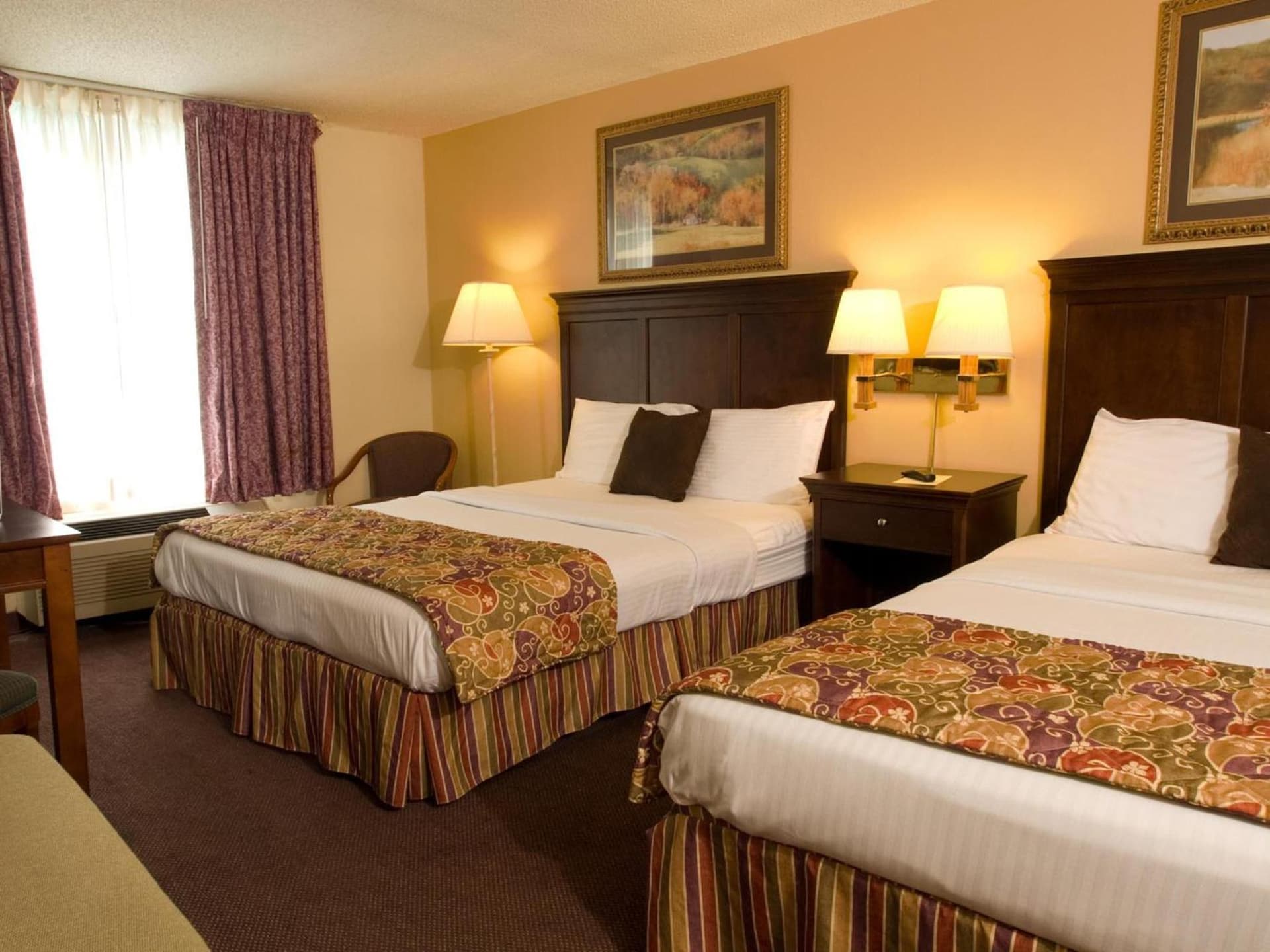 Lamplighter Inn-South gallery photo in Springfield, MO — image 25