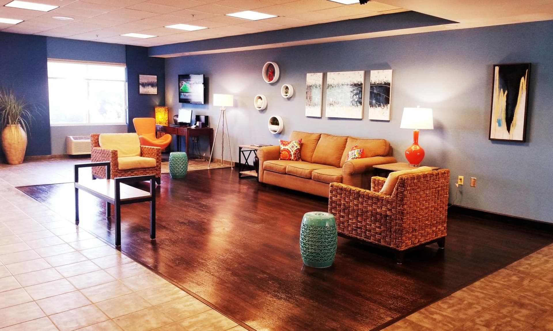 Beach Boutique Hotel interior in Rehoboth Beach, DE — gallery photo 2