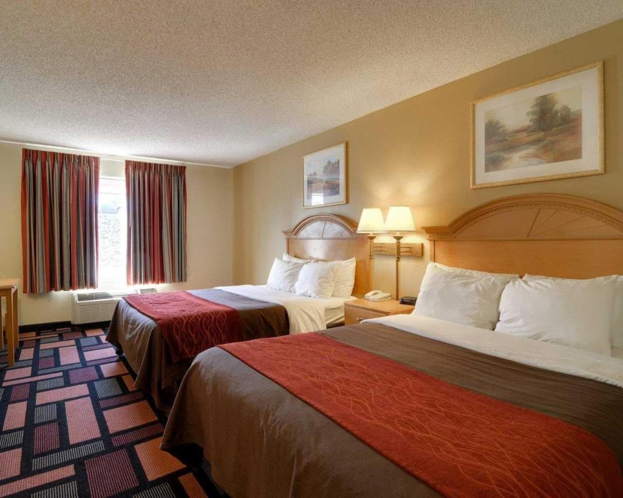 Quality Inn & Suites Malvern interior in Malvern, AR — gallery photo 2