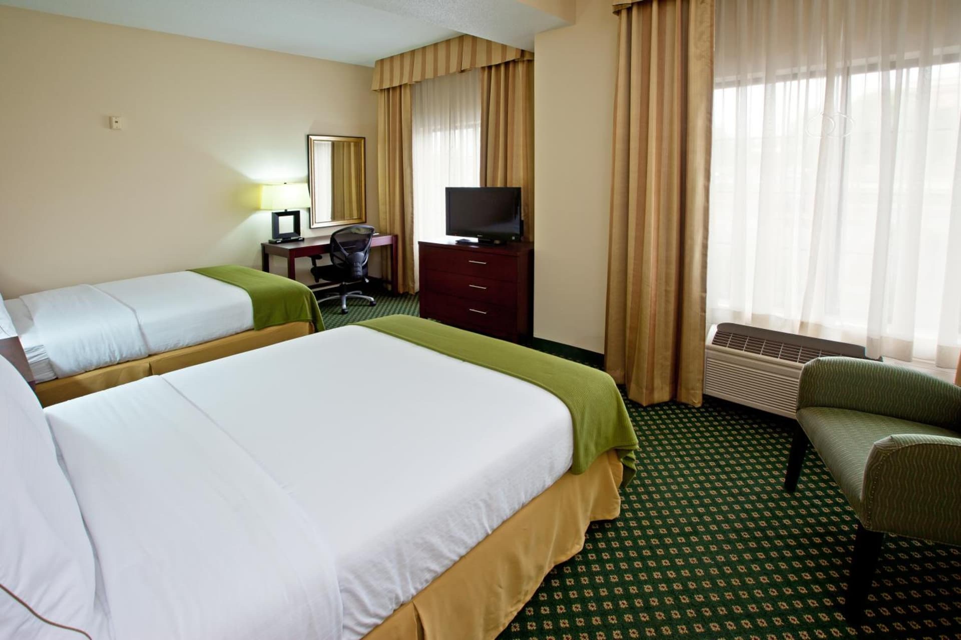 Holiday Inn Express & Suites Indianapolis - East by IHG gallery photo in Indianapolis, IN — image 26