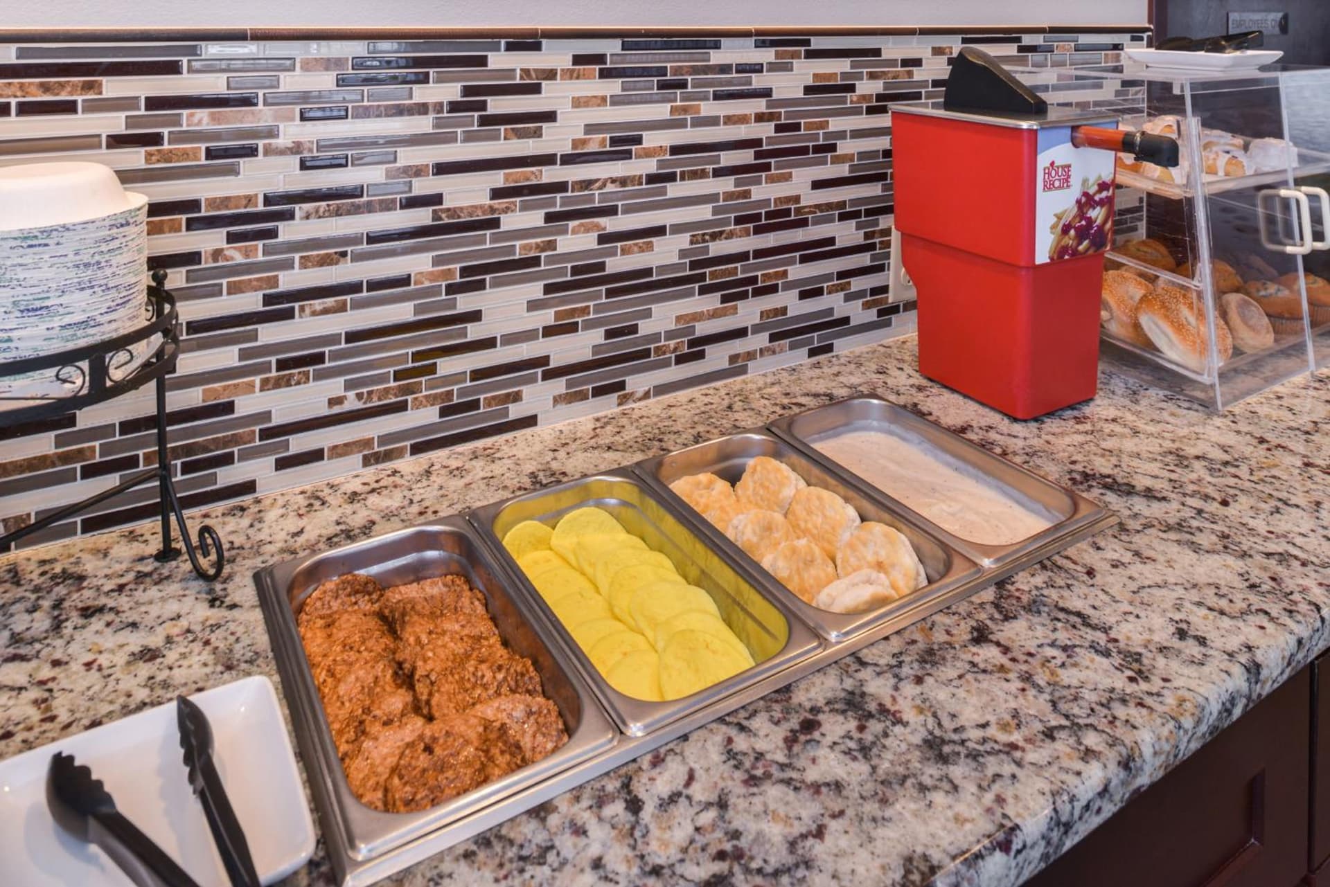 Quality Inn & Suites Kennewick Tri-Cities gallery photo in Kennewick, WA — image 26