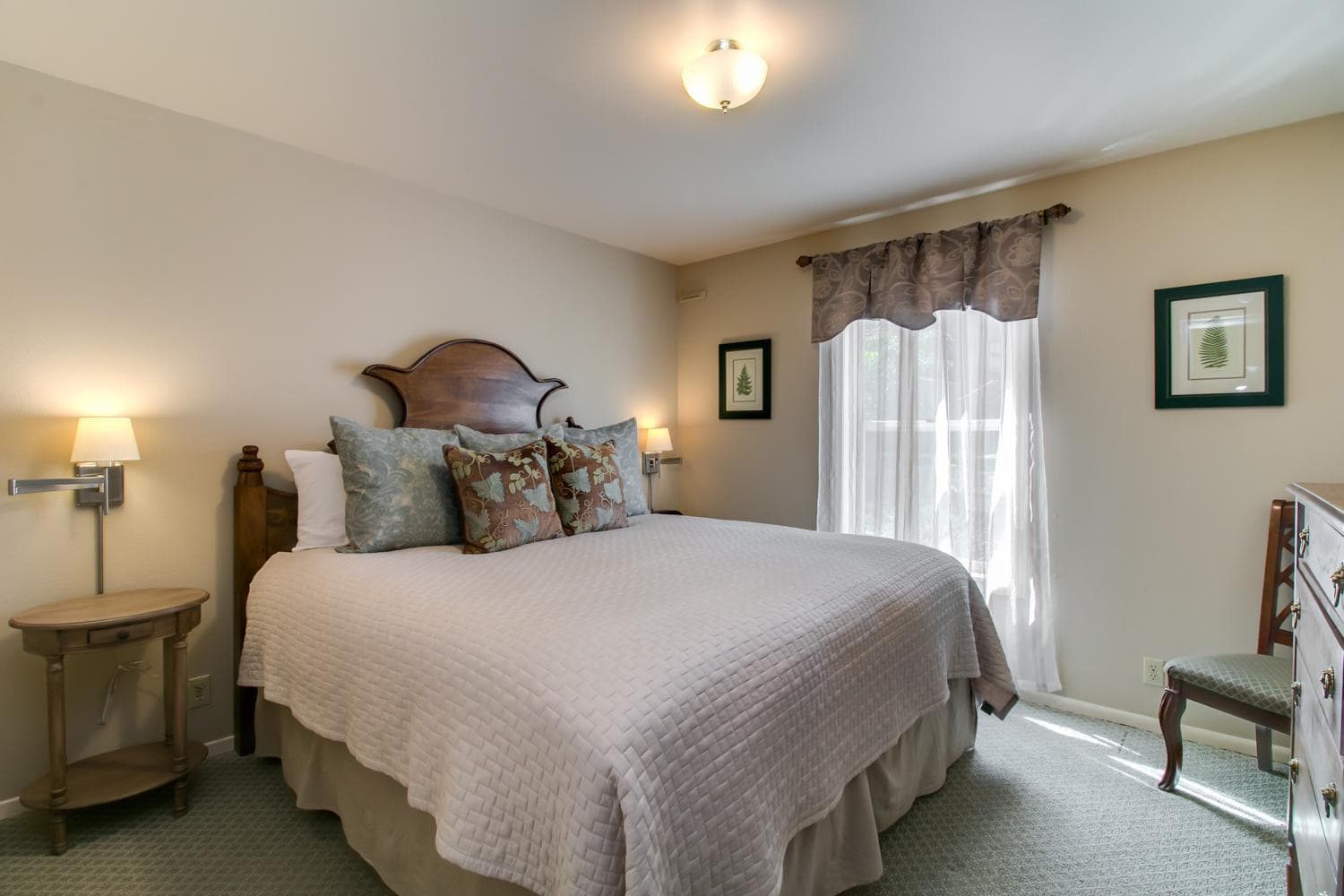 Winchester Inn gallery photo in Ashland, OR — image 129