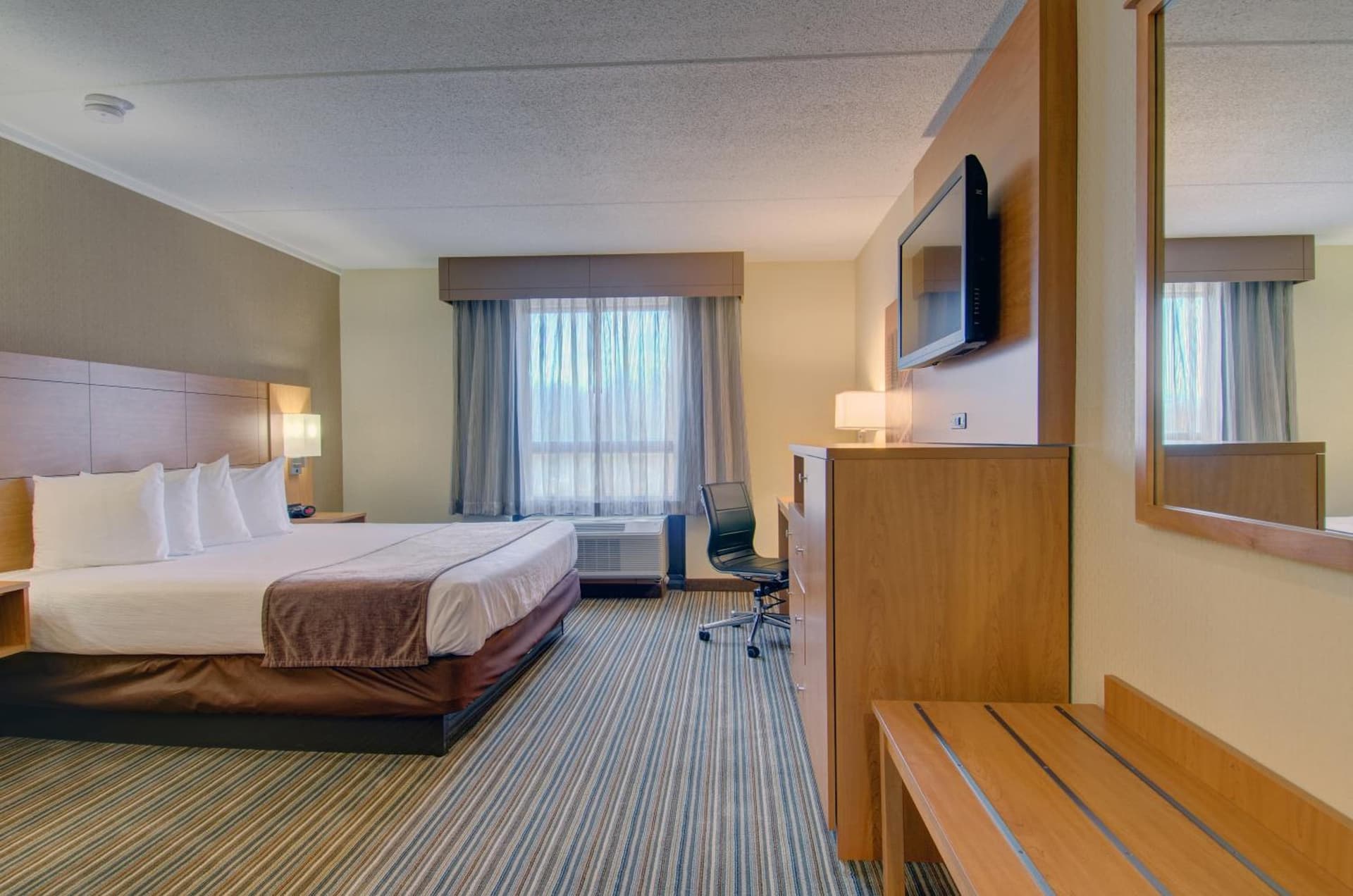 Best Western Royal Plaza Hotel and Trade Center gallery photo in Marlborough, MA — image 53