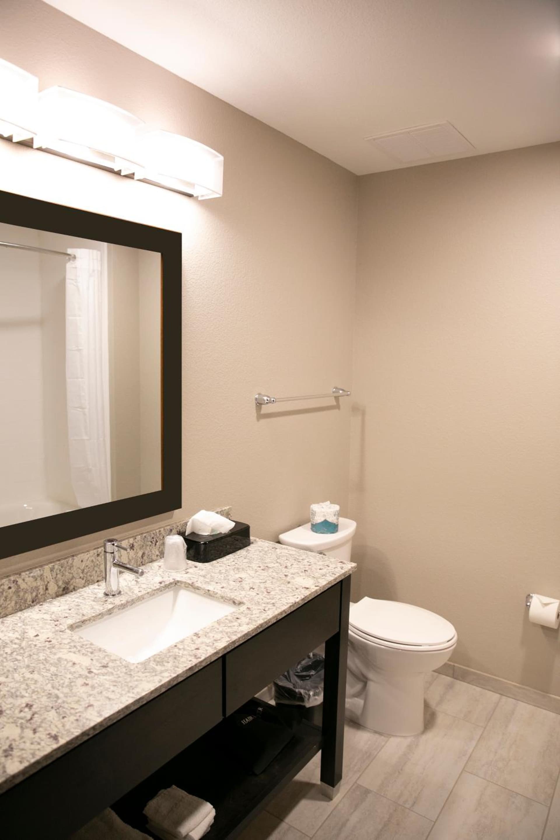 Berlin Encore Hotel & Suites gallery photo in Berlin, OH — image 21
