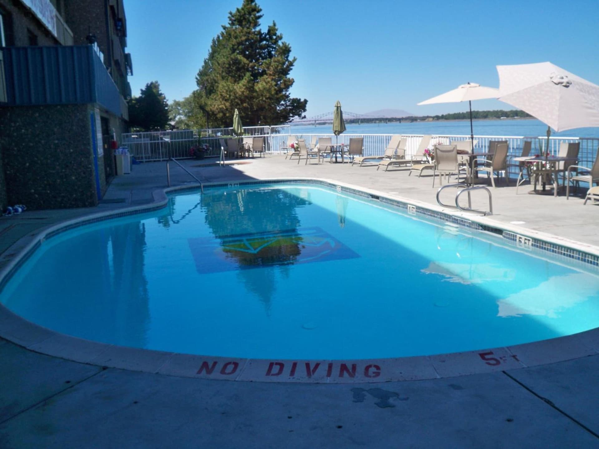 Clover Island Inn gallery photo in Kennewick, WA — image 27