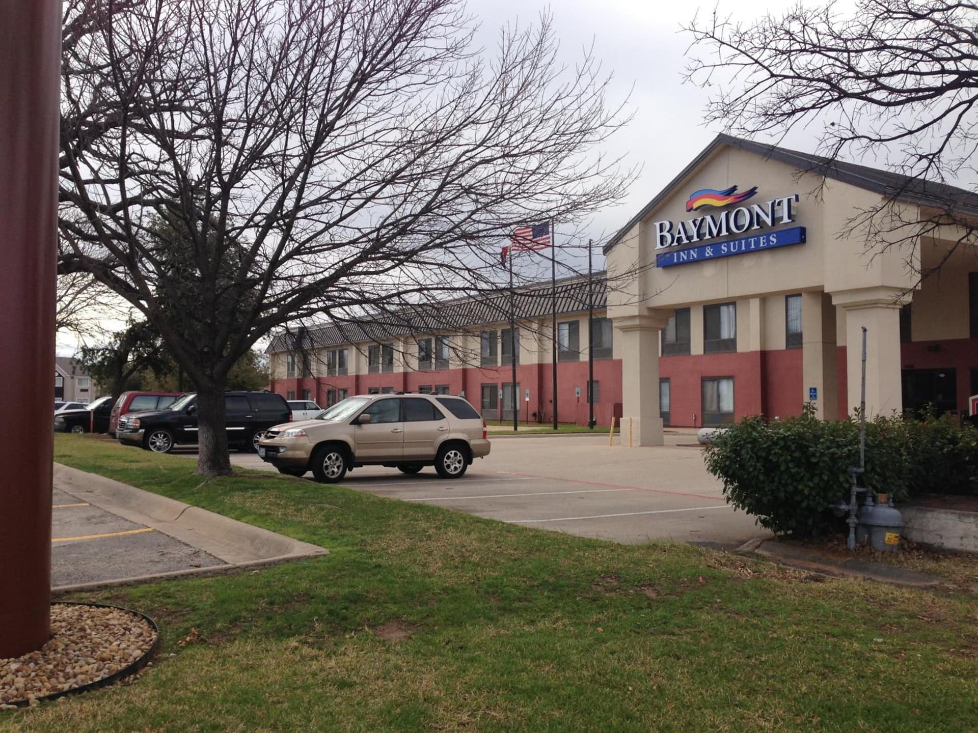 Baymont by Wyndham Lewisville featured exterior or lobby in Lewisville, TX — similar hotel