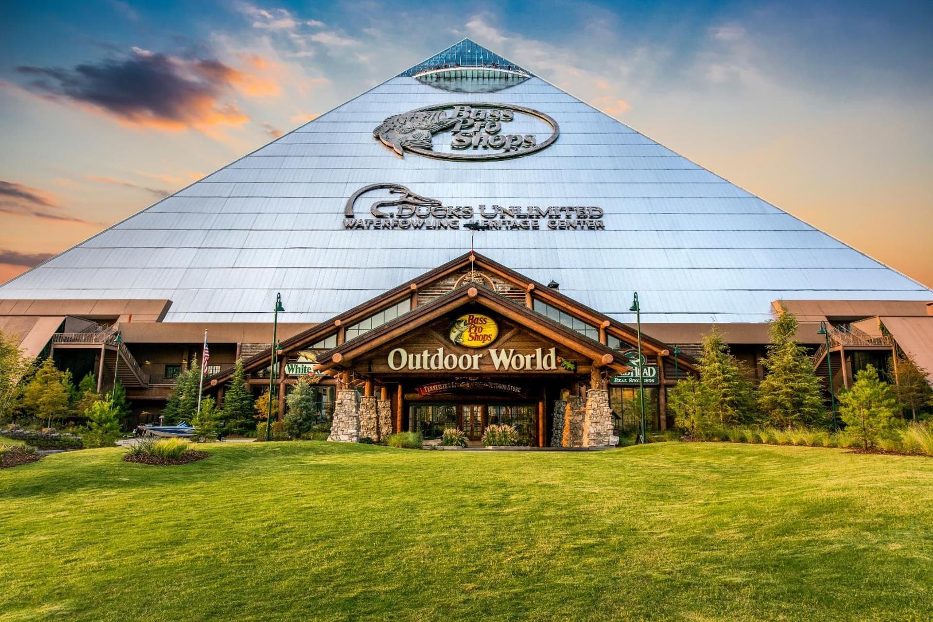 Big Cypress Lodge gallery photo in Memphis, TN — image 13