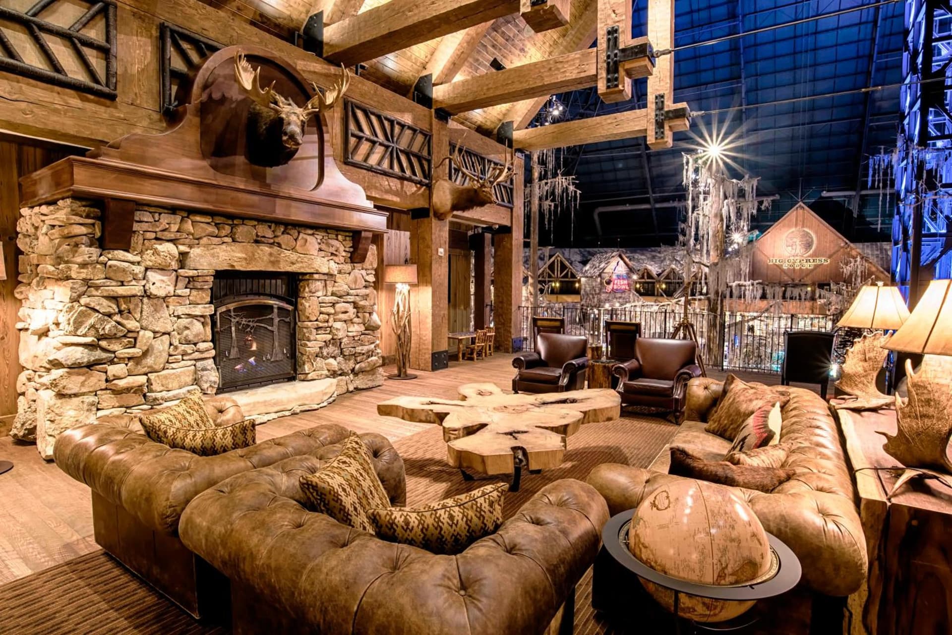 Big Cypress Lodge property views in Memphis, TN — gallery photo 3