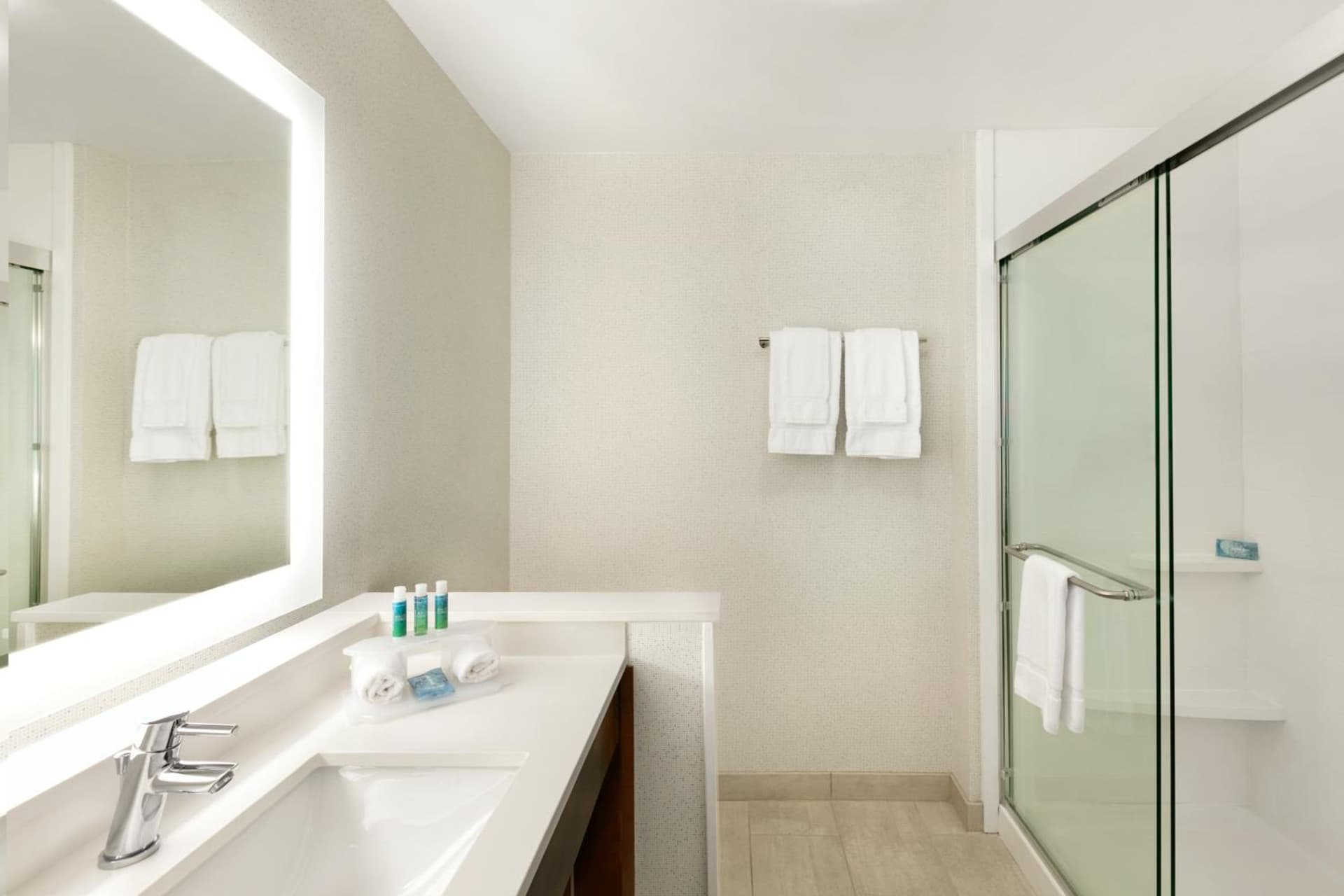 Holiday Inn Express & Suites Salisbury by IHG property views in Salisbury, NC — gallery photo 3