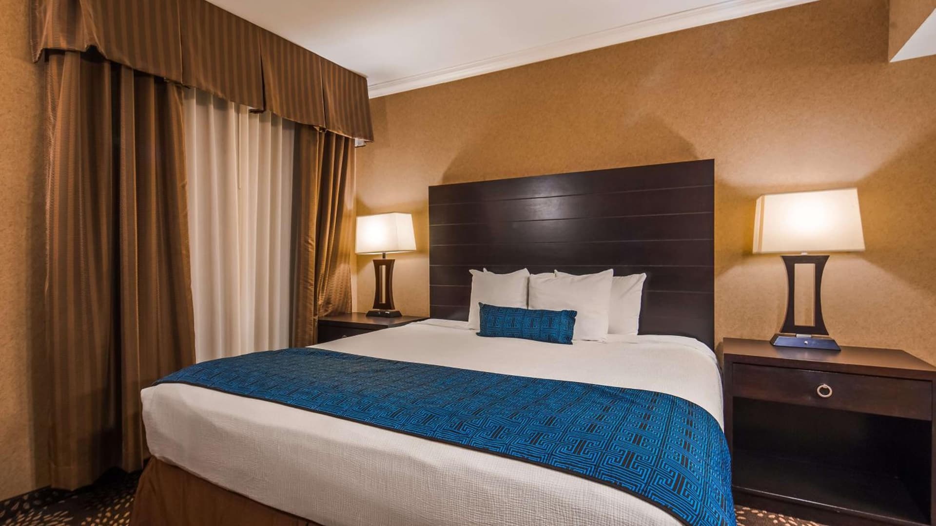Best Western Yuma Mall Hotel & Suites gallery photo in Yuma, AZ — image 31