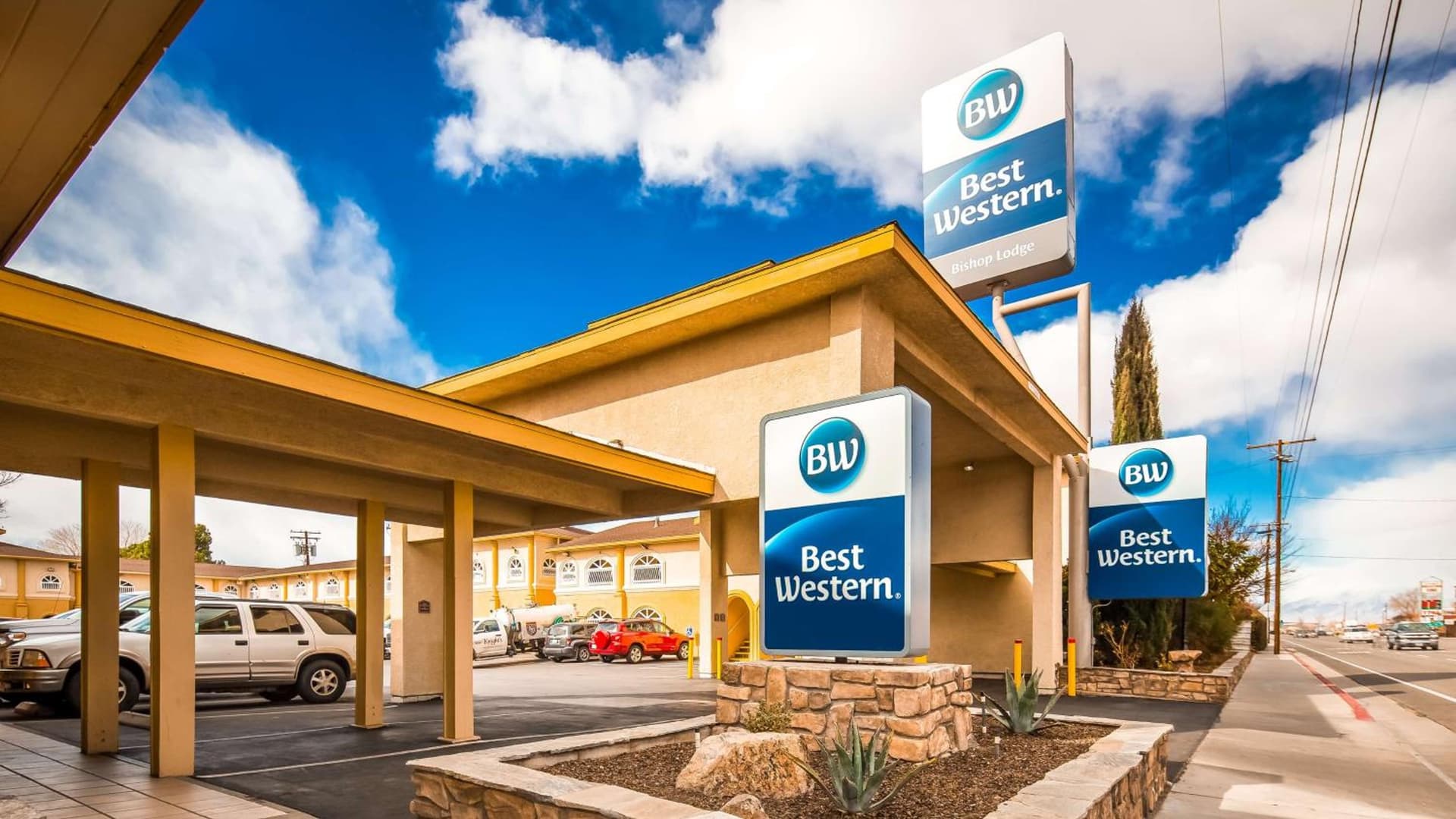 Best Western Bishop Lodge featured exterior or lobby in Bishop, CA — similar hotel