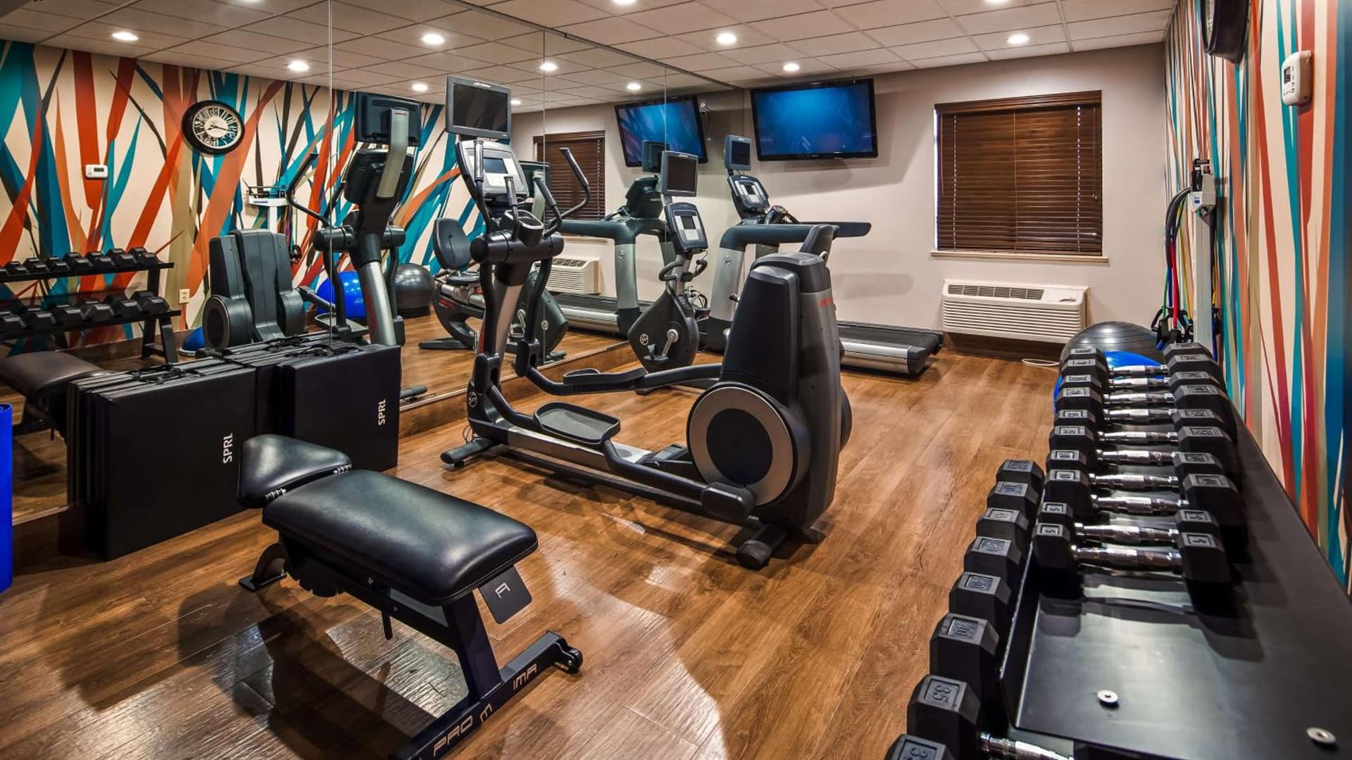 Best Western Plus Pineville-Charlotte South gallery photo in Charlotte, NC — image 7