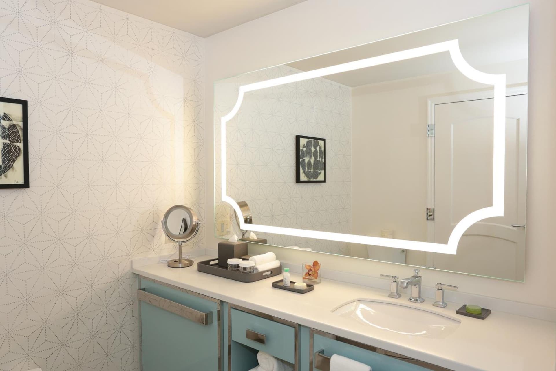 Delamar West Hartford gallery photo in West Hartford — image 9