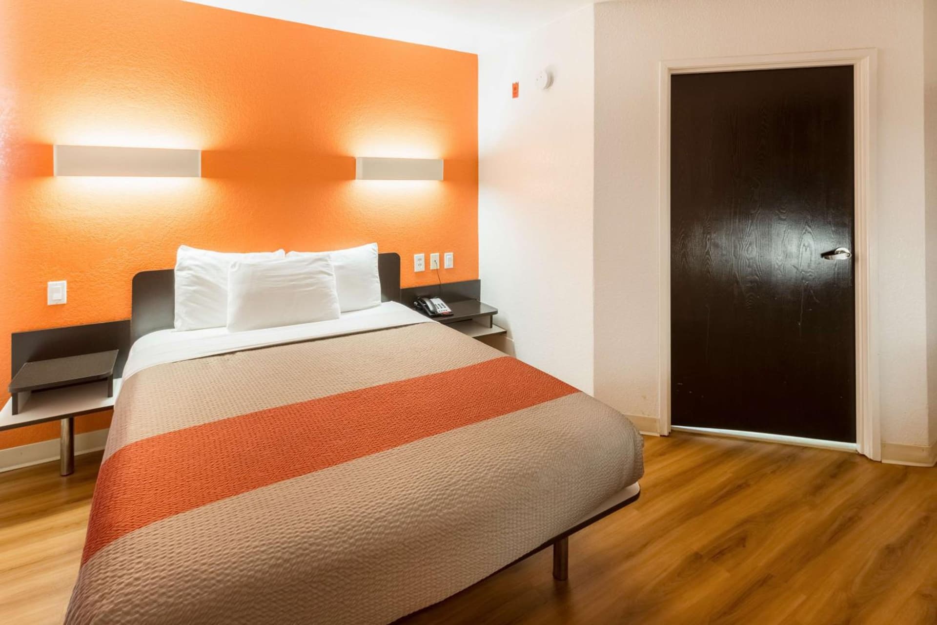 Motel 6-Irving, TX - DFW Airport North gallery photo in Irving, TX — image 19