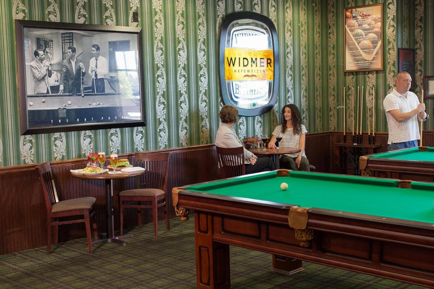 Rogue Regency Inn Medford Airport gallery photo in Medford, OR — image 20