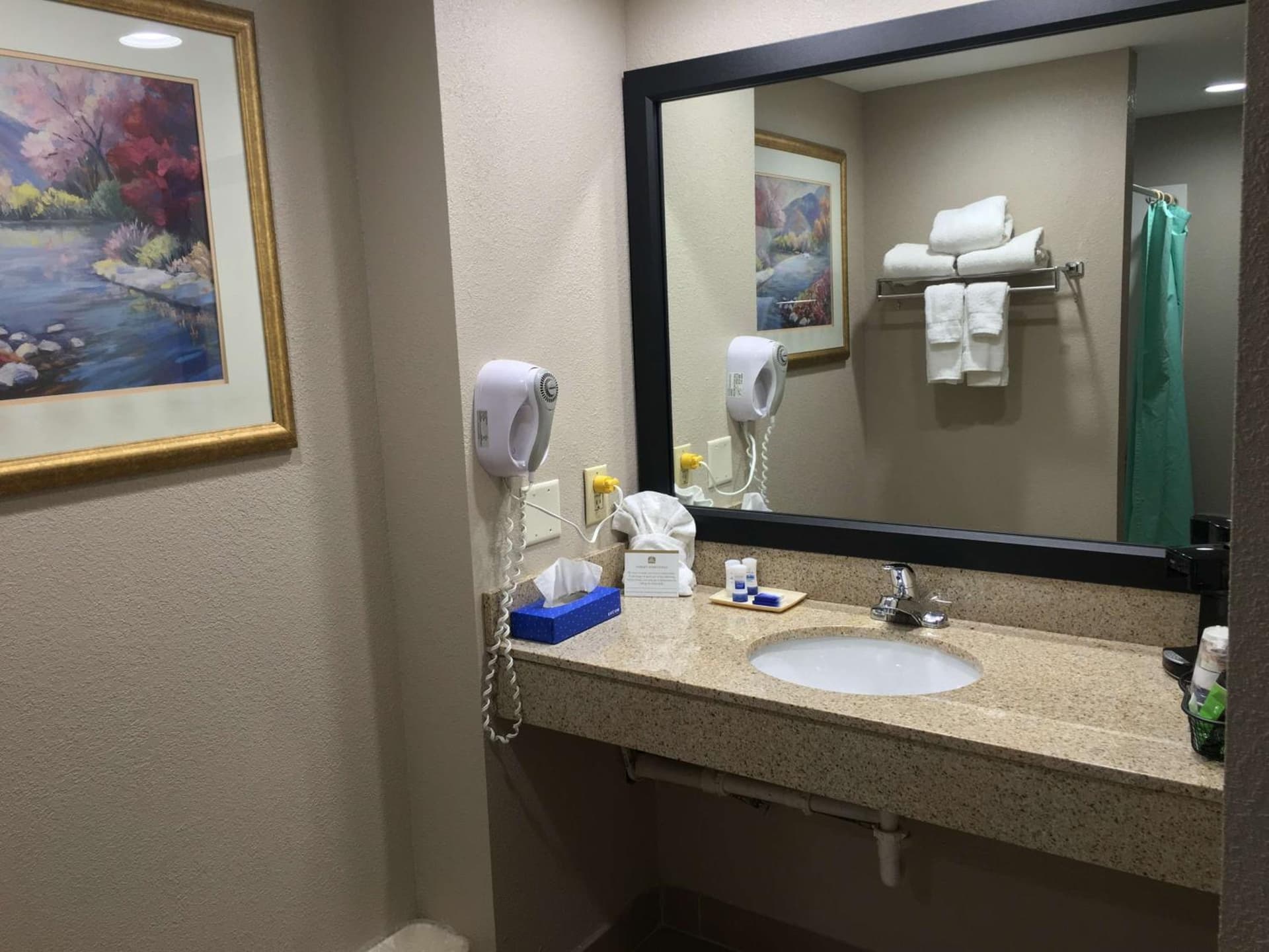 Best Western Gateway Adirondack Inn gallery photo in Utica, NY — image 7