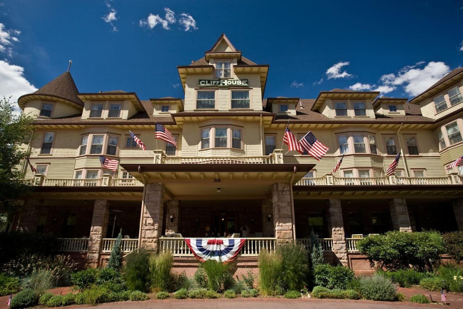 Cliff House at Pikes Peak gallery photo in Manitou Springs, CO — image 19