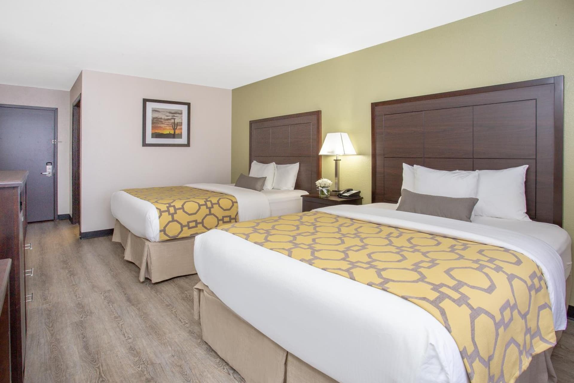 Baymont by Wyndham Phoenix I-10 near 51st Ave gallery photo in Phoenix, AZ — image 72