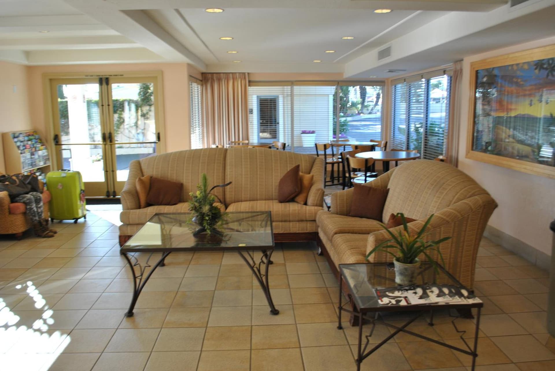 Sandpiper Lodge - Santa Barbara property views in Santa Barbara, CA — gallery photo 3