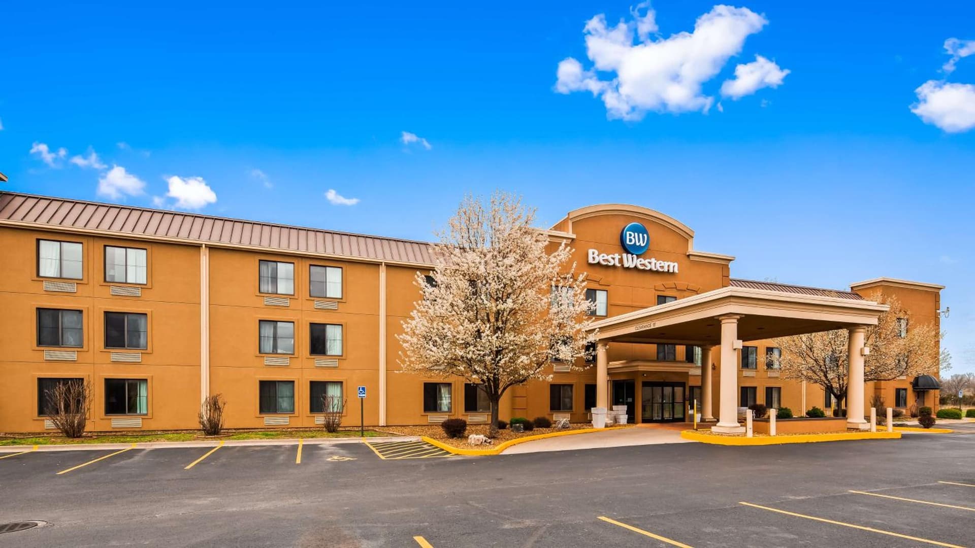 Best Western Marion Hotel featured exterior or lobby in Marion, IL — similar hotel