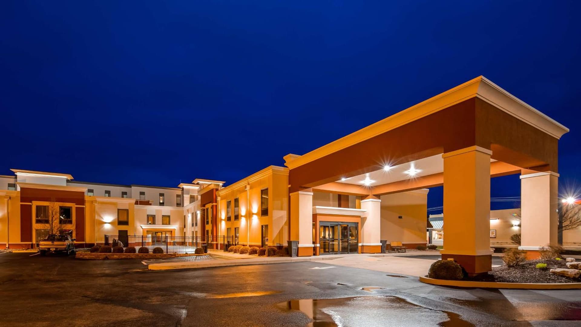 Best Western Plus Parkway Hotel — hotel in Alton, Illinois
