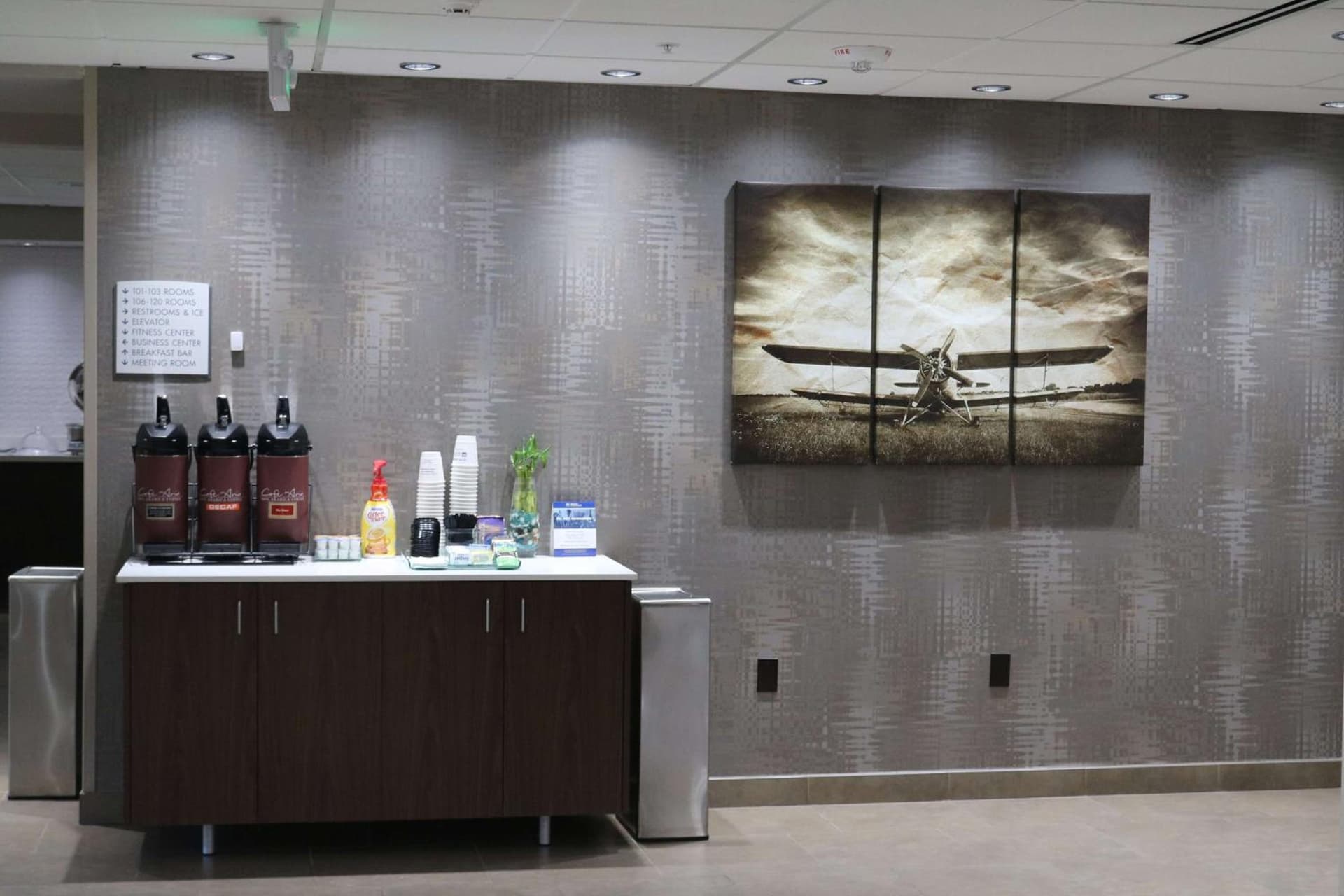 Best Western Plus Portland Airport Hotel & Suites gallery photo in Parkrose, OR — image 50