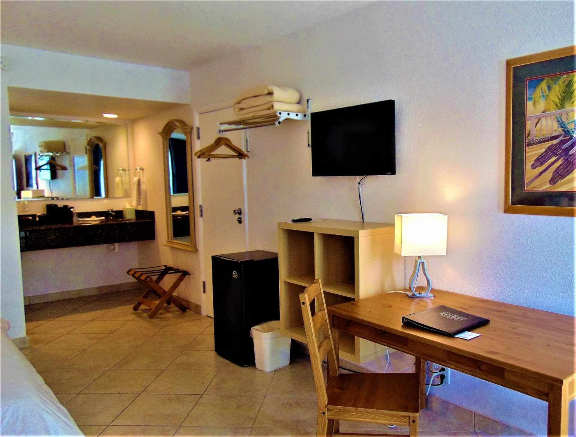 Dolphin Key Resort - Cape Coral gallery photo in Cape Coral, FL — image 32
